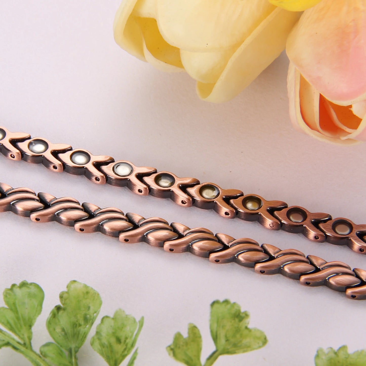 Copper magnetic bracelet with classic flowers for adjustable gifts for family and friends